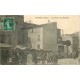 11 FLEURY. La Place du Marché bien animée 1912