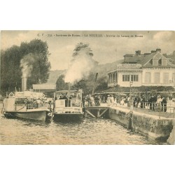 76 LA BOUILLE. Arrivée du Bateau de Rouen devant Hôtel Restaurant Saint-Pierre 1916