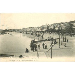 carte postale ancienne 14 TROUVILLE. Vue générale du Port 1906