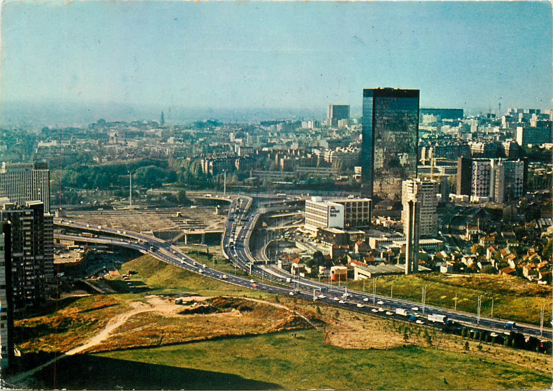 Photo Cpsm Cpm 93 BAGNOLET. Echangeur et Mercuriales 1990