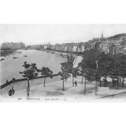 carte postale ancienne 14 TROUVILLE. Quai Joinville LL 102