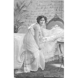 Illustrateur ALTEROCCA TERNI. Femme en nuisette allant se coucher 1905