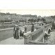 carte postale ancienne 14 TROUVILLE. Elégantes Pont sur la Touques. Aqua Photo