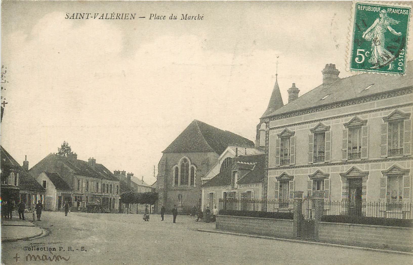 89 SAINT-VALERIEN. Place du Marché 1911