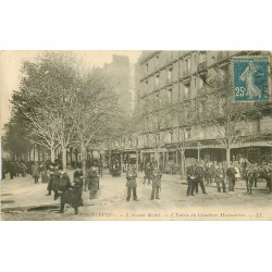 PARIS XVIII° Policiers à l'Entrée du Cimetière Montmartre Avenue Rachel 1920