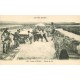 83 HYERES. Récolte du Sel aux salins et transport par wagonnets et Chevaux