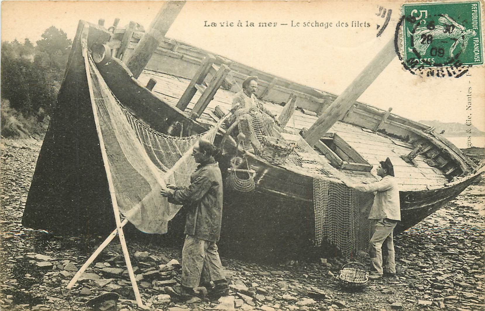 METIERS DE LA MER. Séchage des filets 1909
