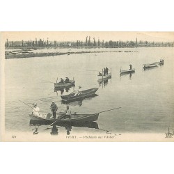 03 VICHY. Pêcheurs sur l'Allier