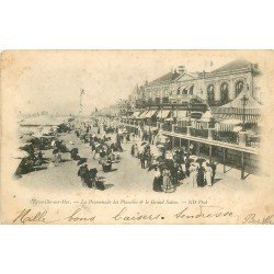 carte postale ancienne 14 TROUVILLE. Promenade des Planches et Grand Salon 1902