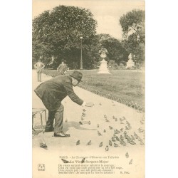 75 PARIS. Le Charmeur d'Oiseaux aux Tuileries