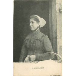 01 BRESSANE. Femme partant au Marché 1904