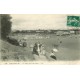 17 PONTAILLAC Royan. Elégantes avec ombrelles sur les Dunes 1910
