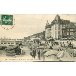 carte postale ancienne 14 TROUVILLE. Le Palace et Plage vers 1911 LL 122
