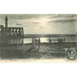 carte postale ancienne 14 TROUVILLE. Coucher de Soleil 1907