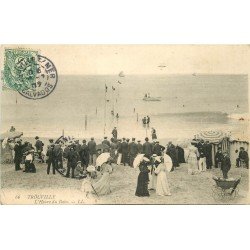 carte postale ancienne 14 TROUVILLE. L'Heure du Bain 1907 LL 66