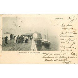 carte postale ancienne 14 TROUVILLE. Le Bateau à la Jetée Promenade 1903