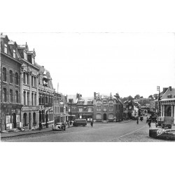 Photo Cpsm Cpm 59 LE CATEAU. Place Richez et rue Seydoux