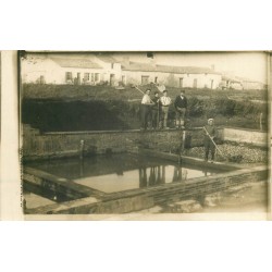 METIERS. Parqueurs et Parqueuses sur un Parc à Huîtres