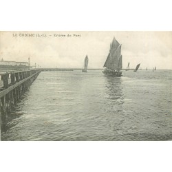 44 LE CROISIC. Entrée du Port 1910