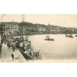 carte postale ancienne 14 TROUVILLE. Torpilleurs à Quai 1913