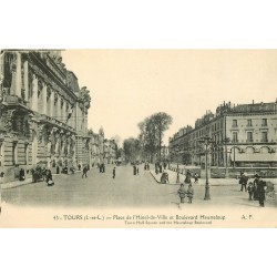 37 TOURS. Place Hôtel de Ville et Boulevard Heurteloup