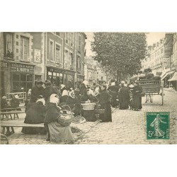 41 BLOIS. Le Marché rue Denis Papin 1907