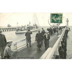 carte postale ancienne 14 TROUVILLE. Arrivée d'un Torpilleur 1907