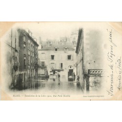 41 BLOIS. Inondation de la Loire 1902 rue Porte Bastille