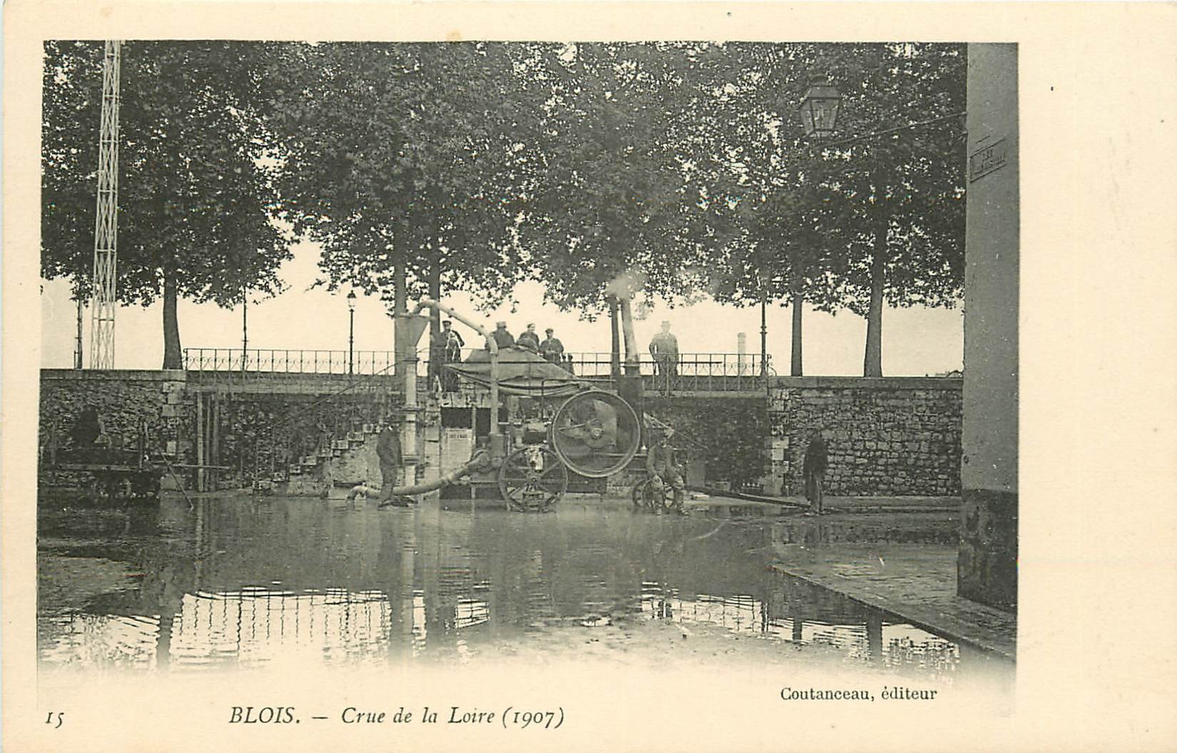 41 BLOIS. Crue de la Loire 1907 avec Pompe à eau à vapeur