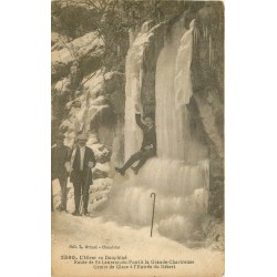 38 Route Saint-Laurent-du-Pont à la Grande Chartreuse. Grotte de Glace entrée du Désert