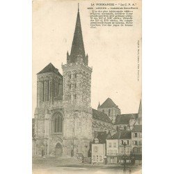 carte postale ancienne 14 LISIEUX. Cathédrale Saint-Pierre 1905