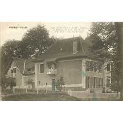 03 TOULON-SUR-ALLIER. Château de Bonnet avec femme sur le seuil 1931