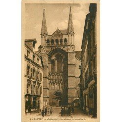 carte postale ancienne 14 LISIEUX. Cathédrale Saint-Pierre Portail sud