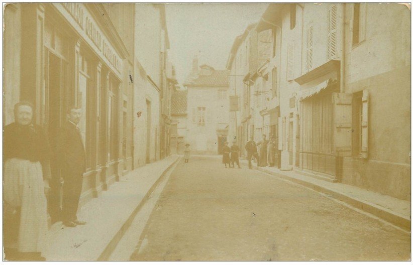 carte postale ancienne 01 Châtillon-sur-Chalaronne. Rue Pasteur 1910. Carte Photo rare