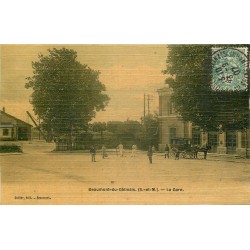 77 BEAUMONT-EN-GÂTINAIS. Attelage fiacre devant la Gare 1907