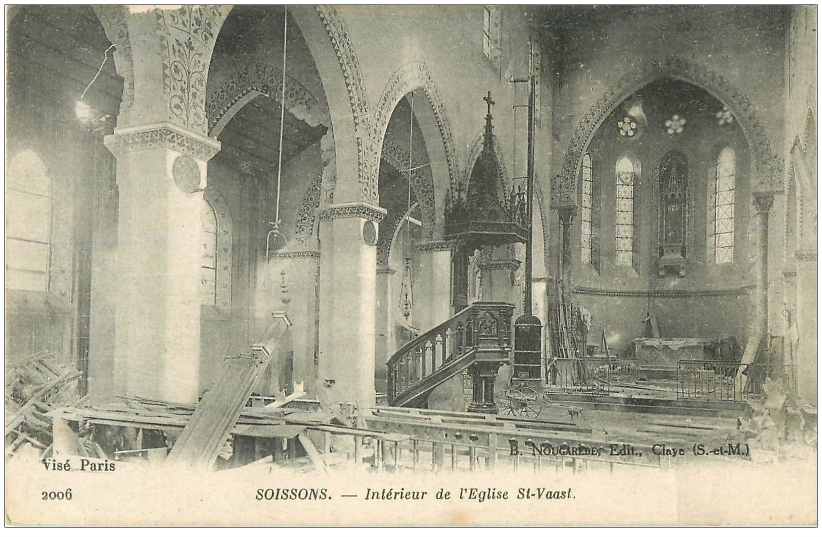 carte postale ancienne 02 SOISSONS. Eglise Saint-Waast 1917 intérieur