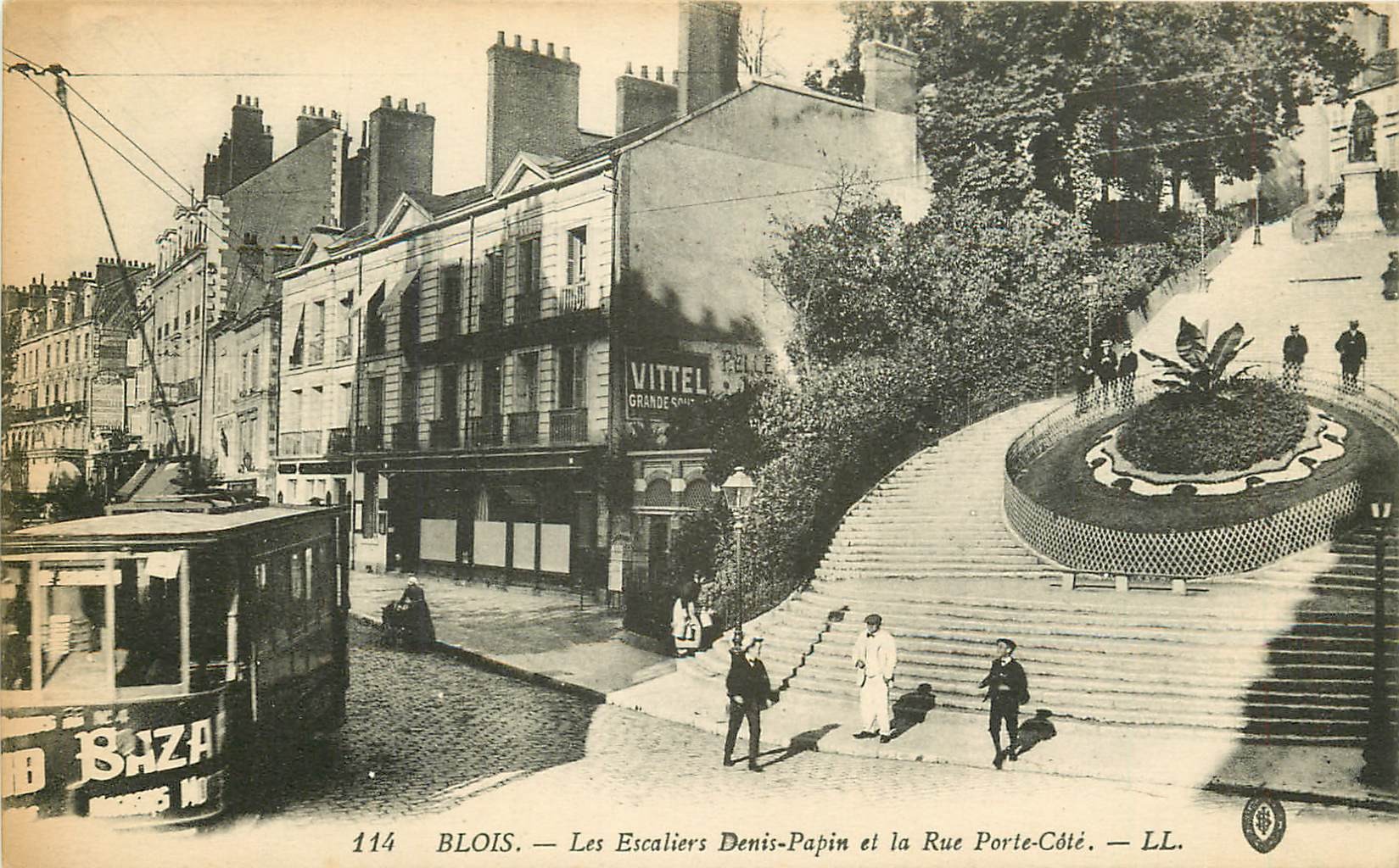 41 BLOIS. Escaliers Denis-Papin et rue Porte-Côté 1918 tramway électrique