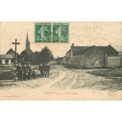 45 DOSSAINVILLE. Animation sur la Place et L'Eglise 1908