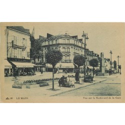 2 x Cpa 72 LE MANS. Cafés Boulevard de la Gare et Pont Quartier du Pré