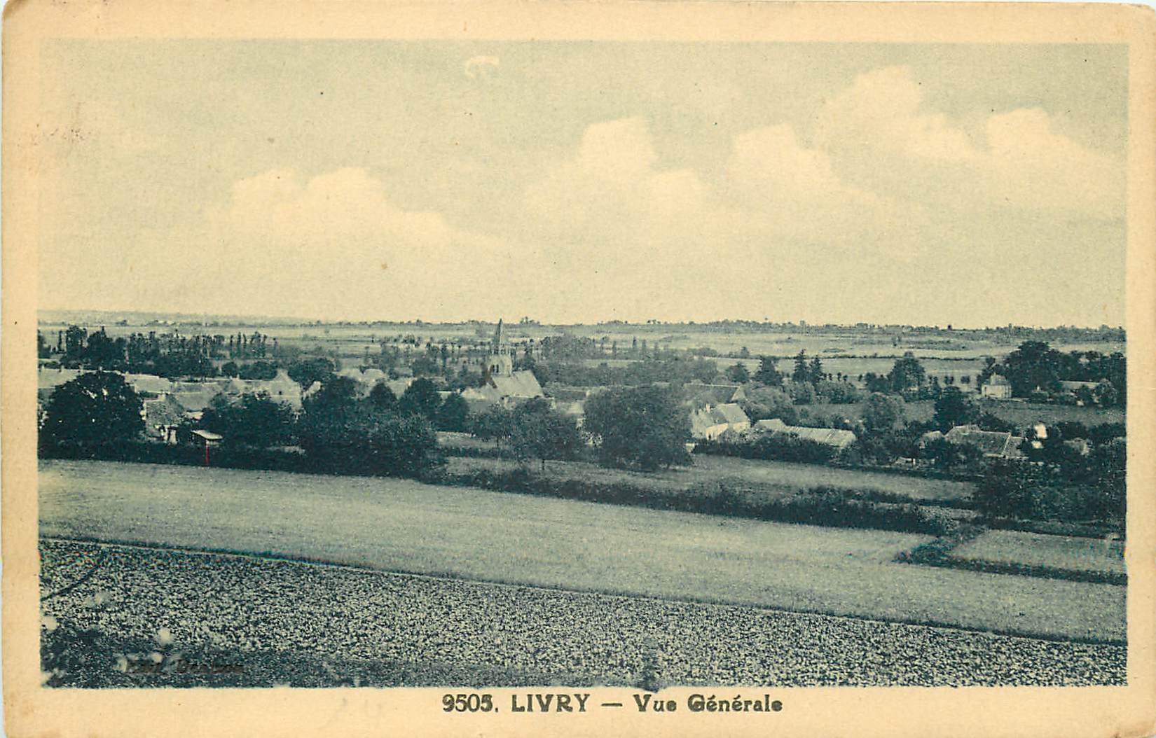 93 LIVRY GARGAN. Vue générale