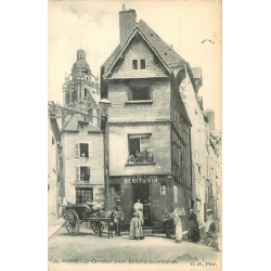 41 BLOIS. Débit de vin au Carrefour Saint-Michel vers 1900