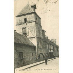 carte postale ancienne 14 LISIEUX. La Tour Rue Paul Banaston 1915