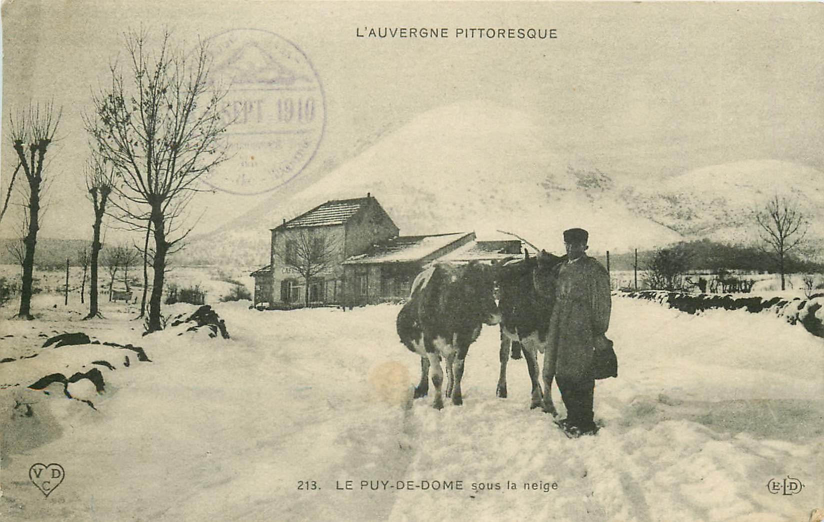 63 LE PUY DE DOME. Fermier et ses Vaches sous la neige 1910