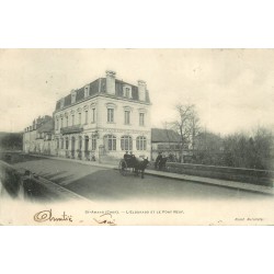 2 x cpa 18 SAINT-AMAND. Grand Café Eldorado sur Pont Neuf et vue 1903