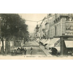 17 ROCHEFORT. Vendeur de glaces ambulant Place Colbert et rue République