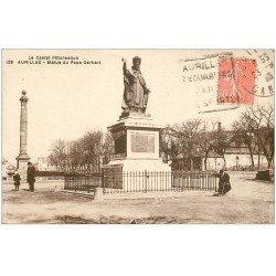 carte postale ancienne 15 AURILLAC. Statue du Pape Gerbert vers 1923