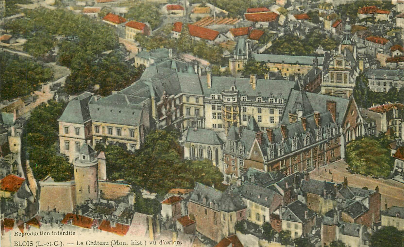 2 x Cpa 41 BLOIS. Le Château la même vu d'avion en couleur et noir & blanc
