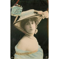 REUTLINGER. Spectacles, comédienne, chanteuse et actrice " L. DE POUGY " 1908