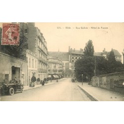 2 x Cpa 41 BLOIS. Voiture devant Hôtel de France rue Gallois et Square Victor-Hugo