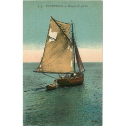 14 TROUVILLE. Barque de Pêche en pleine Mer 1921